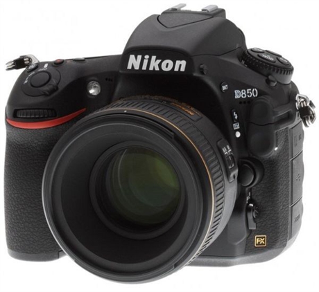 Nikon D850 + 24-120mm 4G ED VR Kit Svart