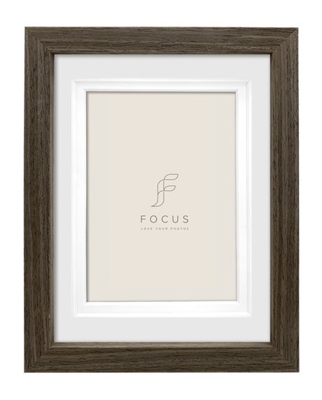 Focus Dahlia Valnöt 20x30/PP 15x20