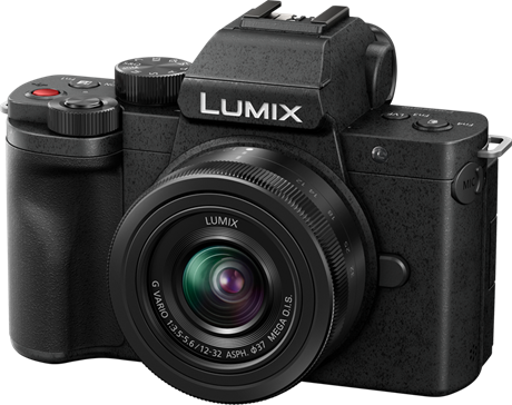 Panasonic Lumix G100D + 12-32mm Kit