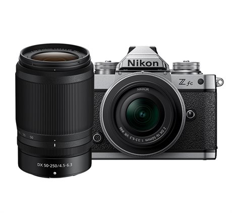 Nikon Z fc + Z DX 16-50 mm  + Z DX 50-250 kit 